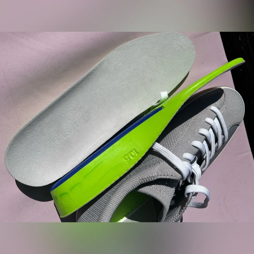 Rothy’s “the lace up sneaker” - Picture 2 of 6